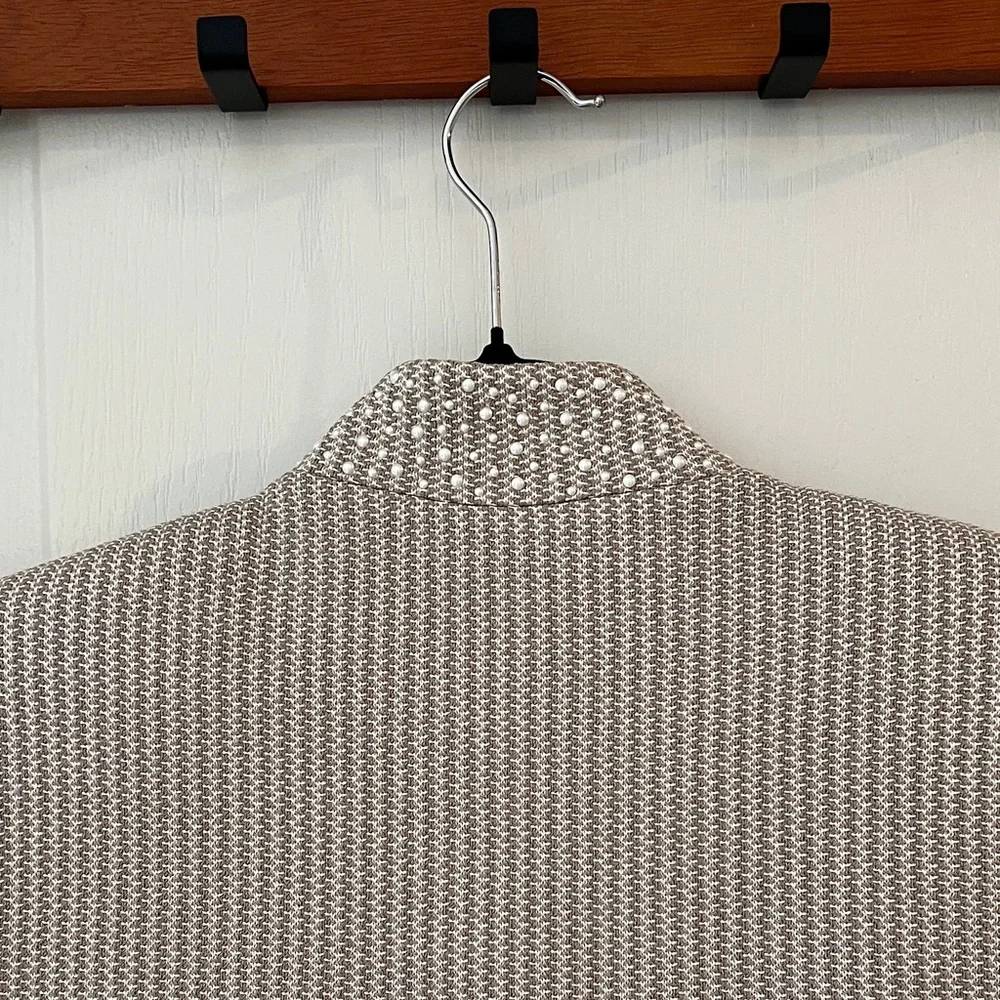 St. John Cream and Beige Tweed Skirt Set with Brooch - Picture 9 of 10